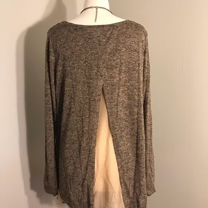 Larry Levine split back layered look sweater
